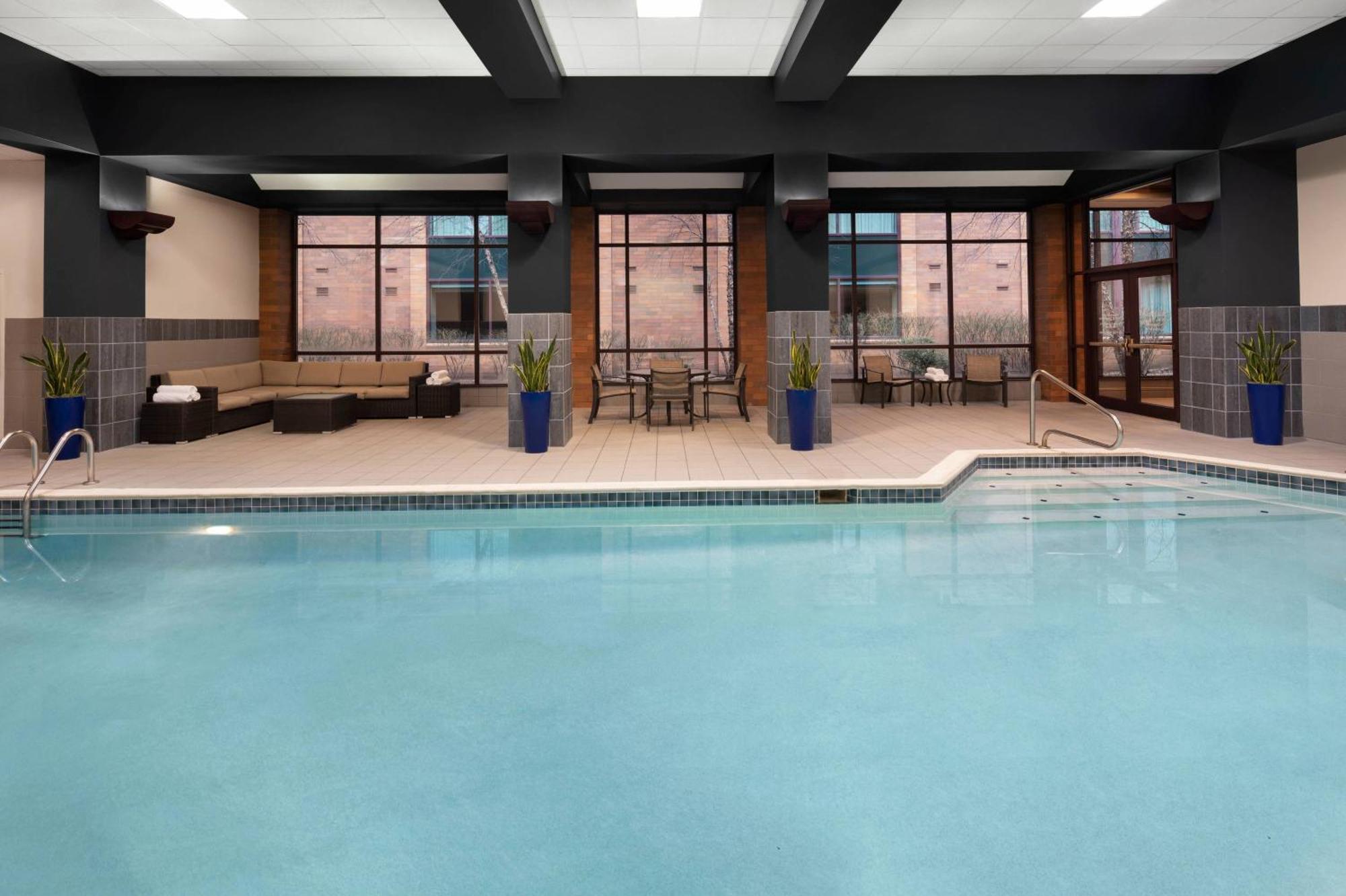 Cleveland Marriott East Hotell Warrensville Heights Eksteriør bilde