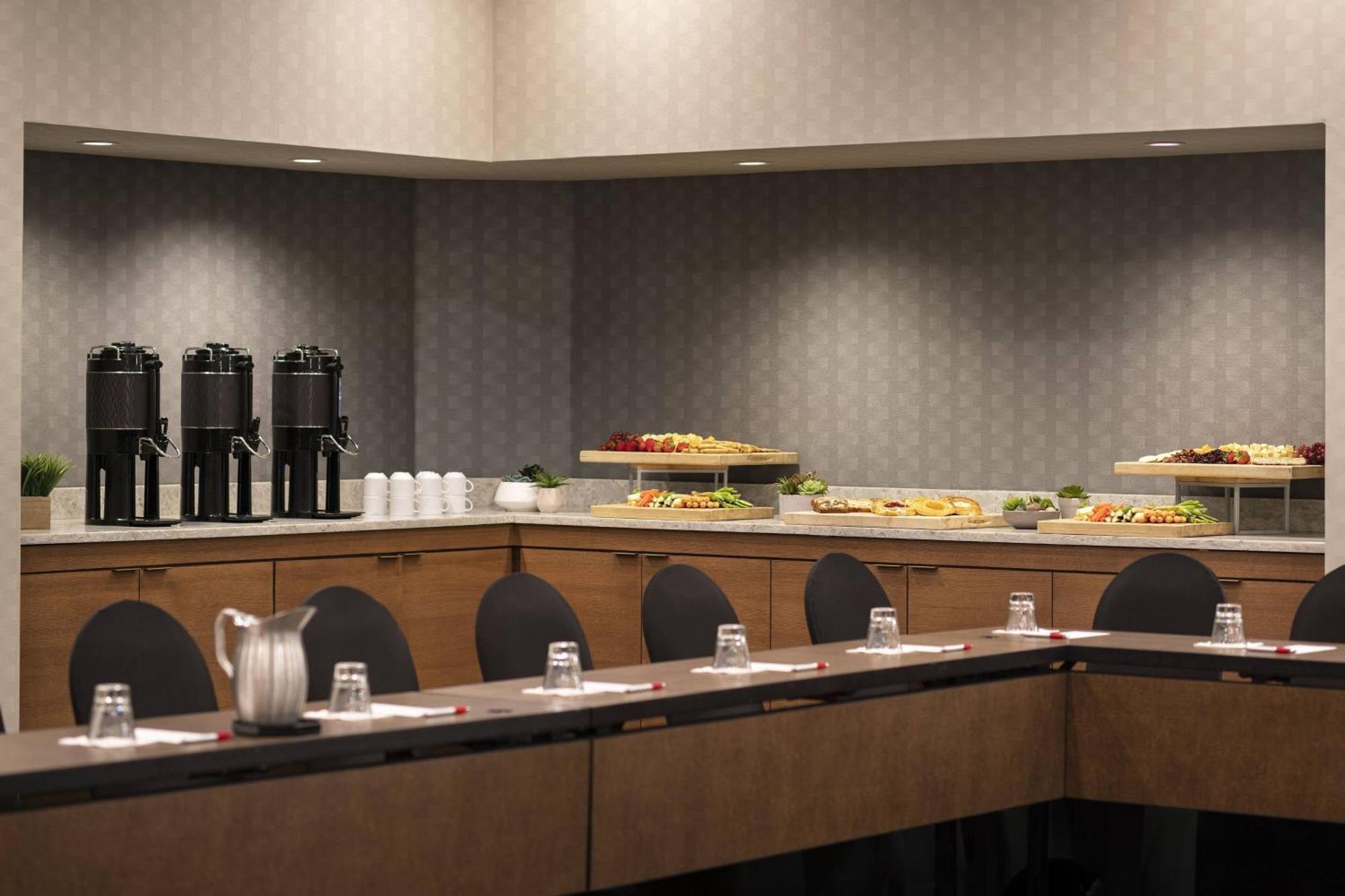 Cleveland Marriott East Hotell Warrensville Heights Eksteriør bilde